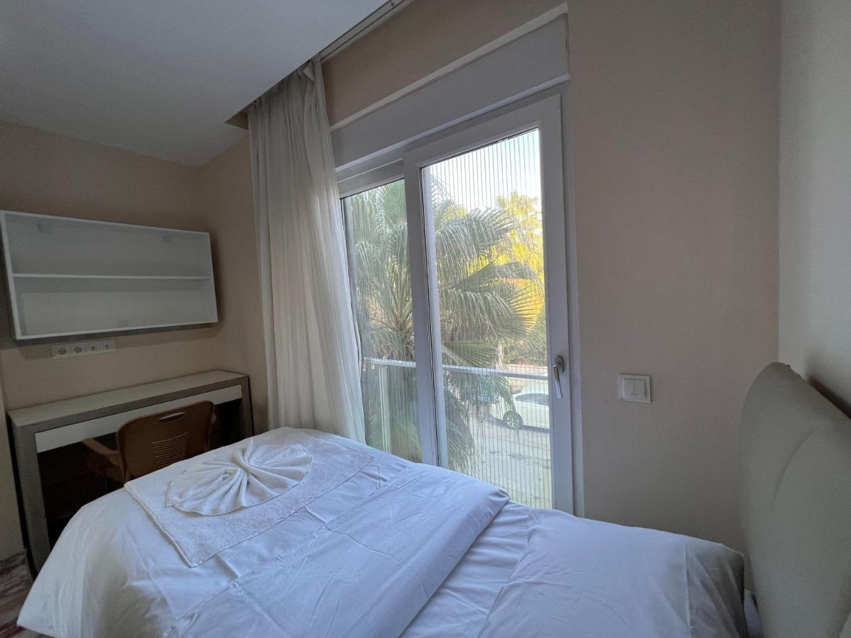 Spacious Flat Close To Sea'4' Daire Antalya